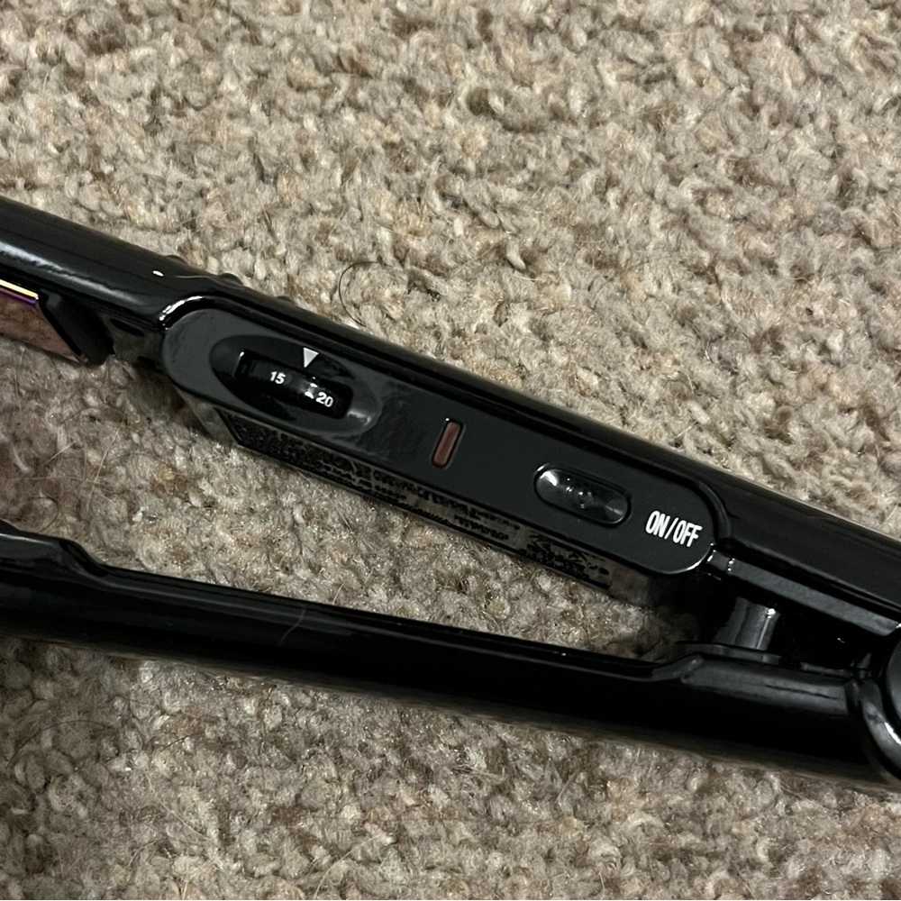 Infiniti Pro Rainbow Titanium Flat Iron - Picture 2 of 3